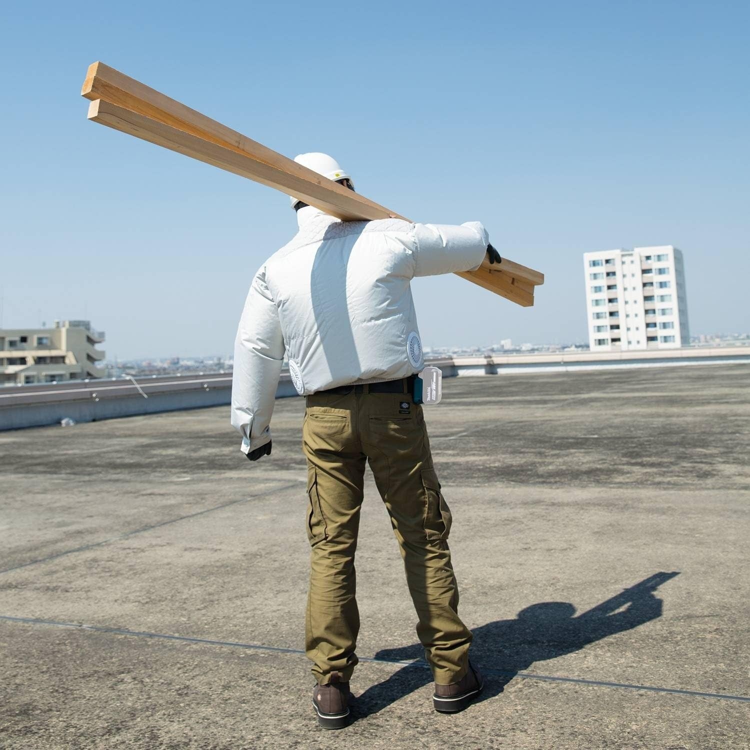 image:imageMakita DFJ405ZL 18V LXT LithiumIon Cordless UV Resistant Fan Jacket Jacket Only LSmall