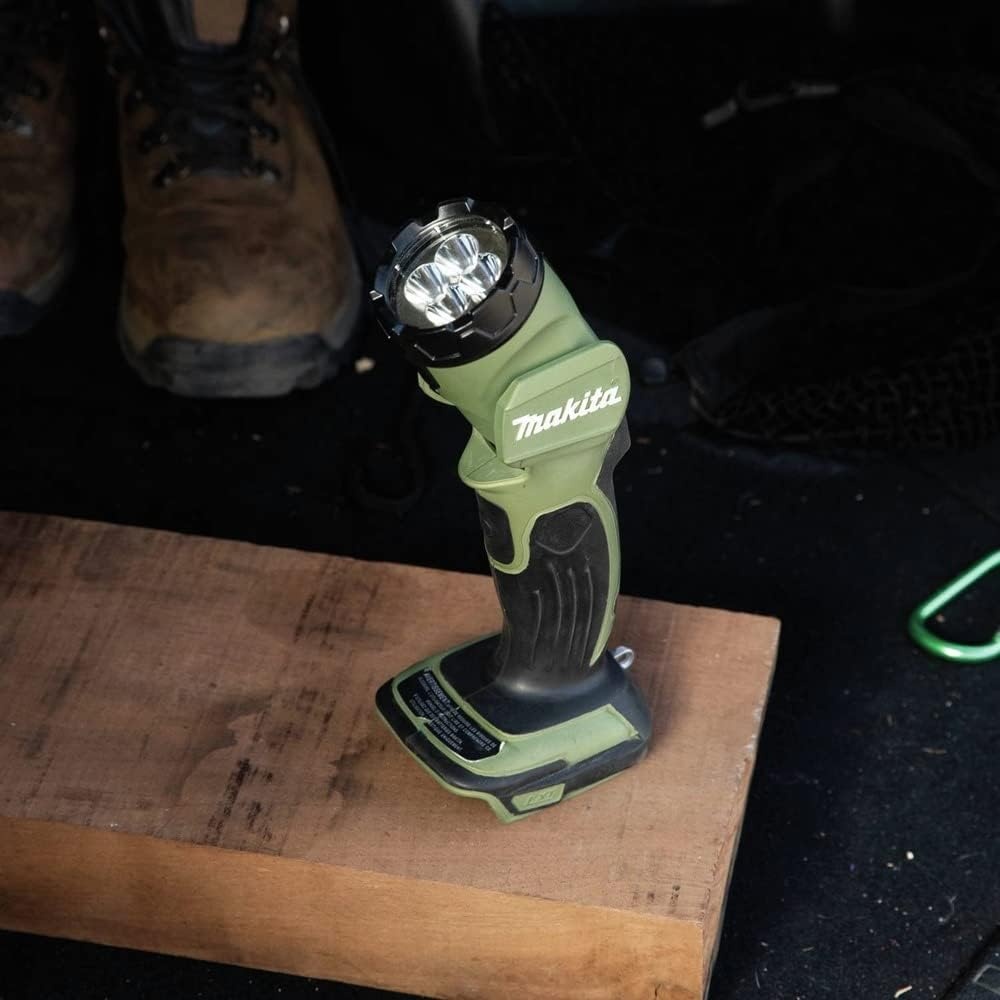 image:imageMakita DML815 18V LXT LithiumIon Cordless LED Flashlight Flashlight OnlyCamo Green