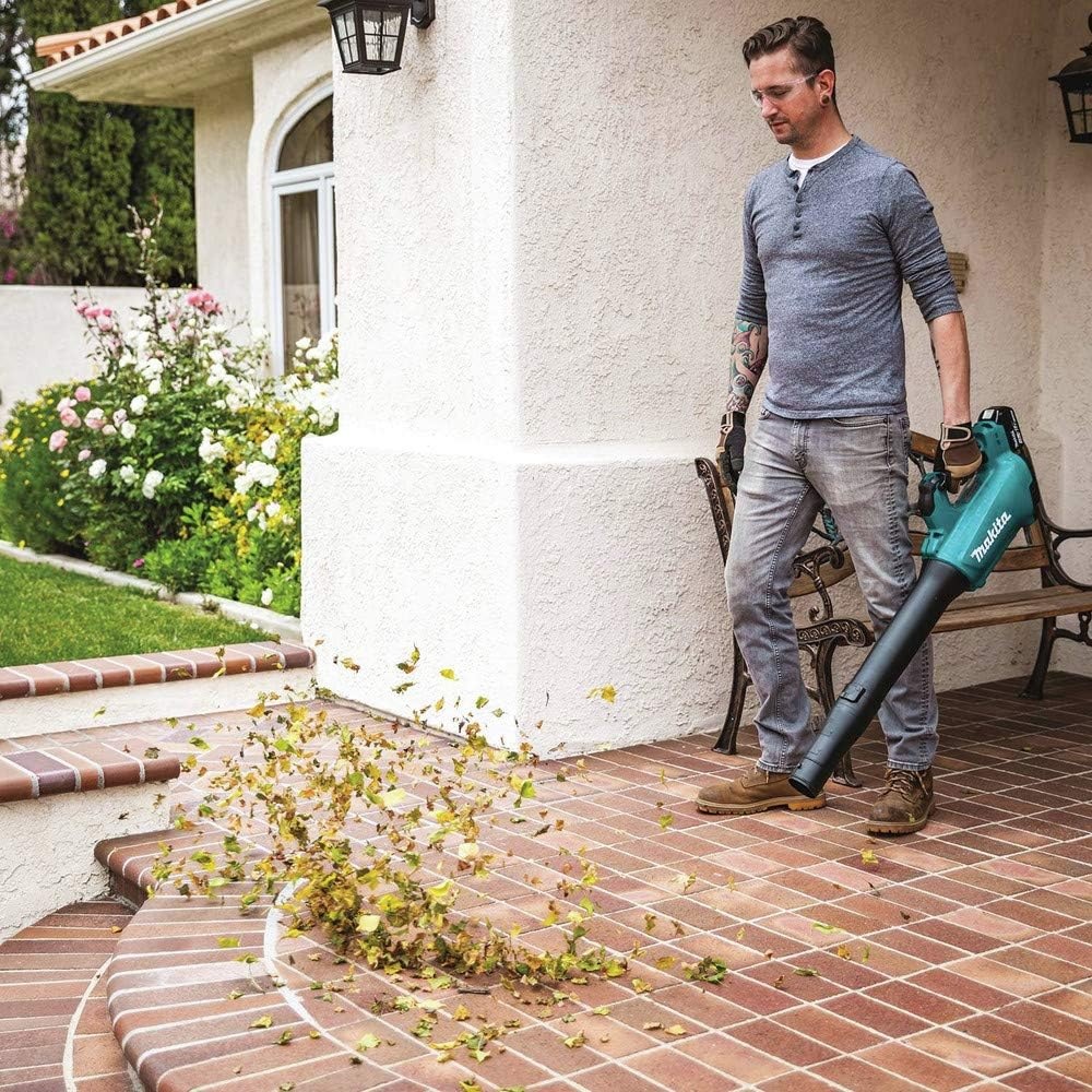 image:imageMakita XBU03SM1 18V LXT LithiumIon Brushless Cordless Blower Kit 40AhBlower Kit
