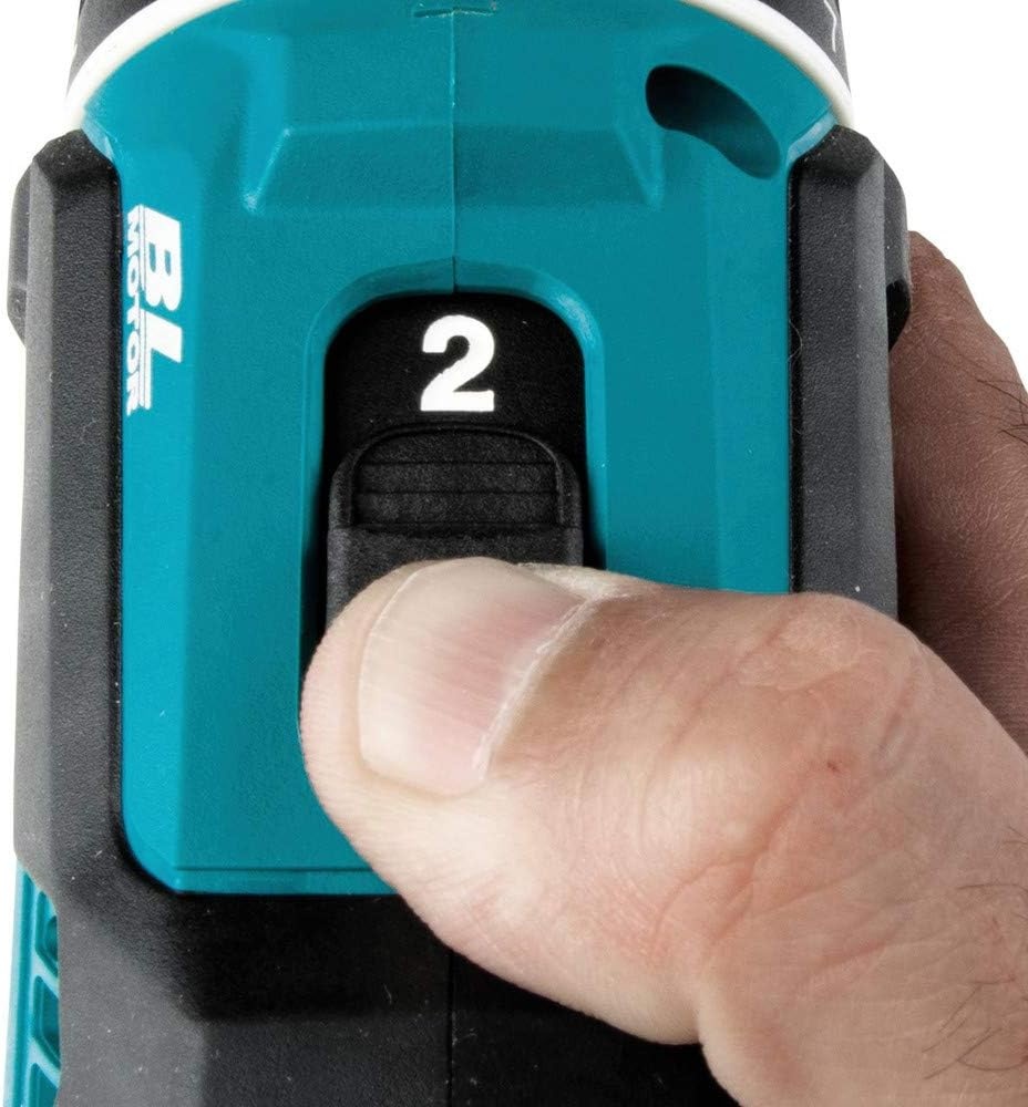image:imageMakita XFD131 18V LXT LithiumIon Brushless Cordless 12 DriverDrill Kit 30Ah Variable SpeedKit