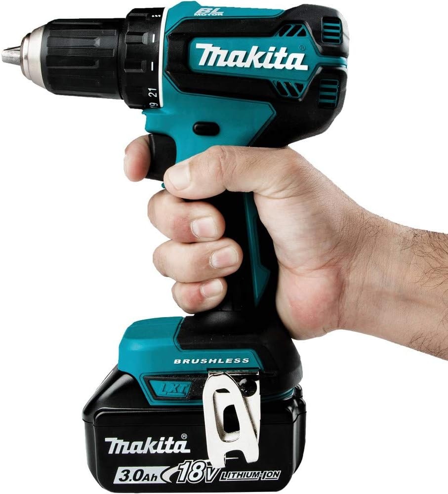 image:imageMakita XFD131 18V LXT LithiumIon Brushless Cordless 12 DriverDrill Kit 30Ah Variable SpeedKit