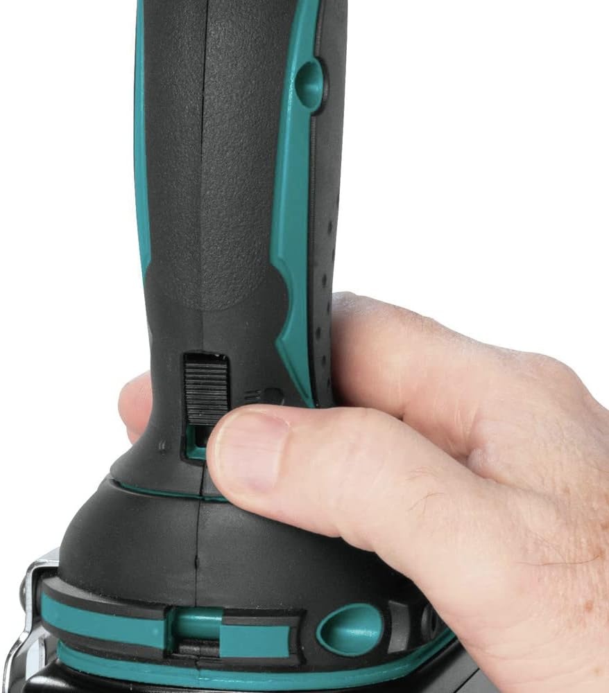 image:imageMakita XWT04S1 18V LXT LithiumIon Cordless 12 Sq Drive Impact Wrench Kit 30Ah