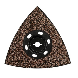 Makita E-08632 StarlockMax® Oscillating Multi-Tool 4-1/2″ Tungsten Carbide 20 Grit Delta Triangle Sanding Pad