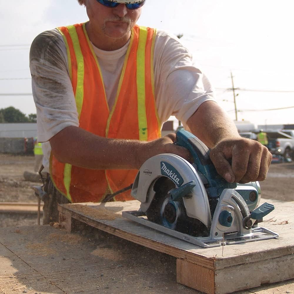 image:imageMakita 5007MGA 714 in Magnesium Circular Saw with LED Light and Electric Brake