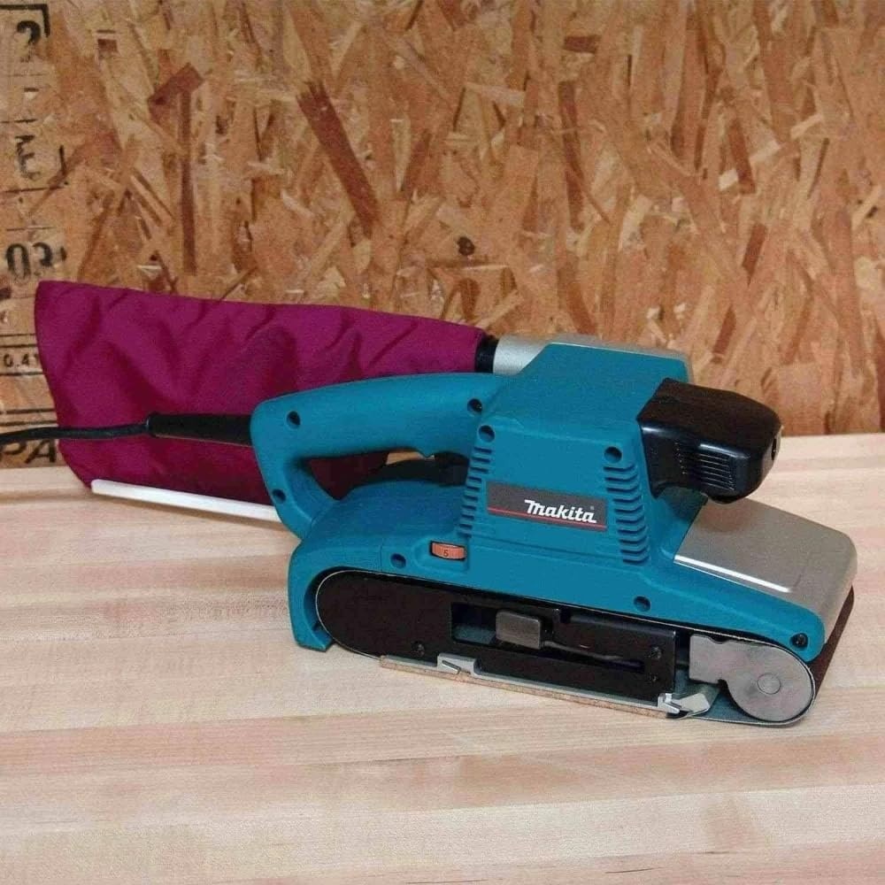 image:imageMakita 9404 4 x 24 Belt Sander with Variable Speed Blue