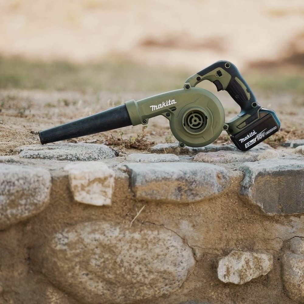 image:imageMakita ADBU05ST1 Outdoor Adventure 18V LXT Blower Kit 50Ah Camo Green