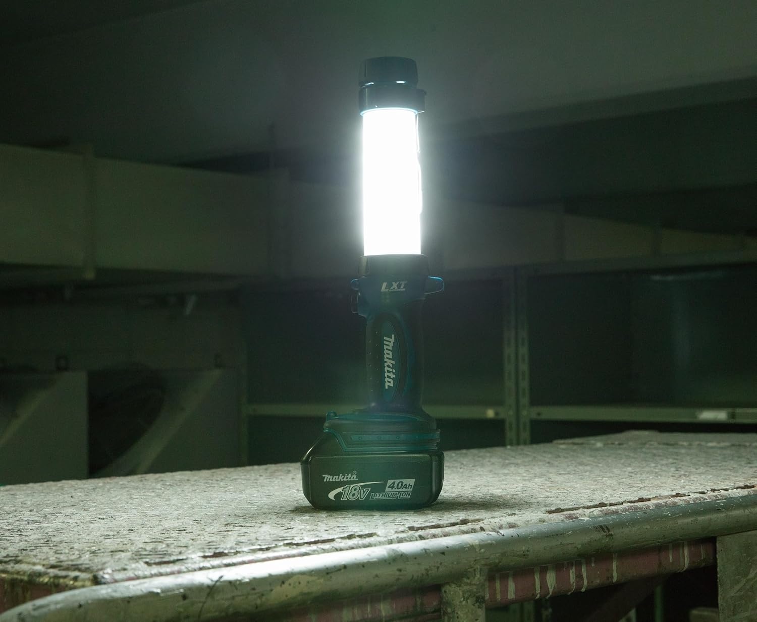 image:imageMakita DML806 18V LXT LithiumIon Cordless LED LanternFlashlight ToolTeal