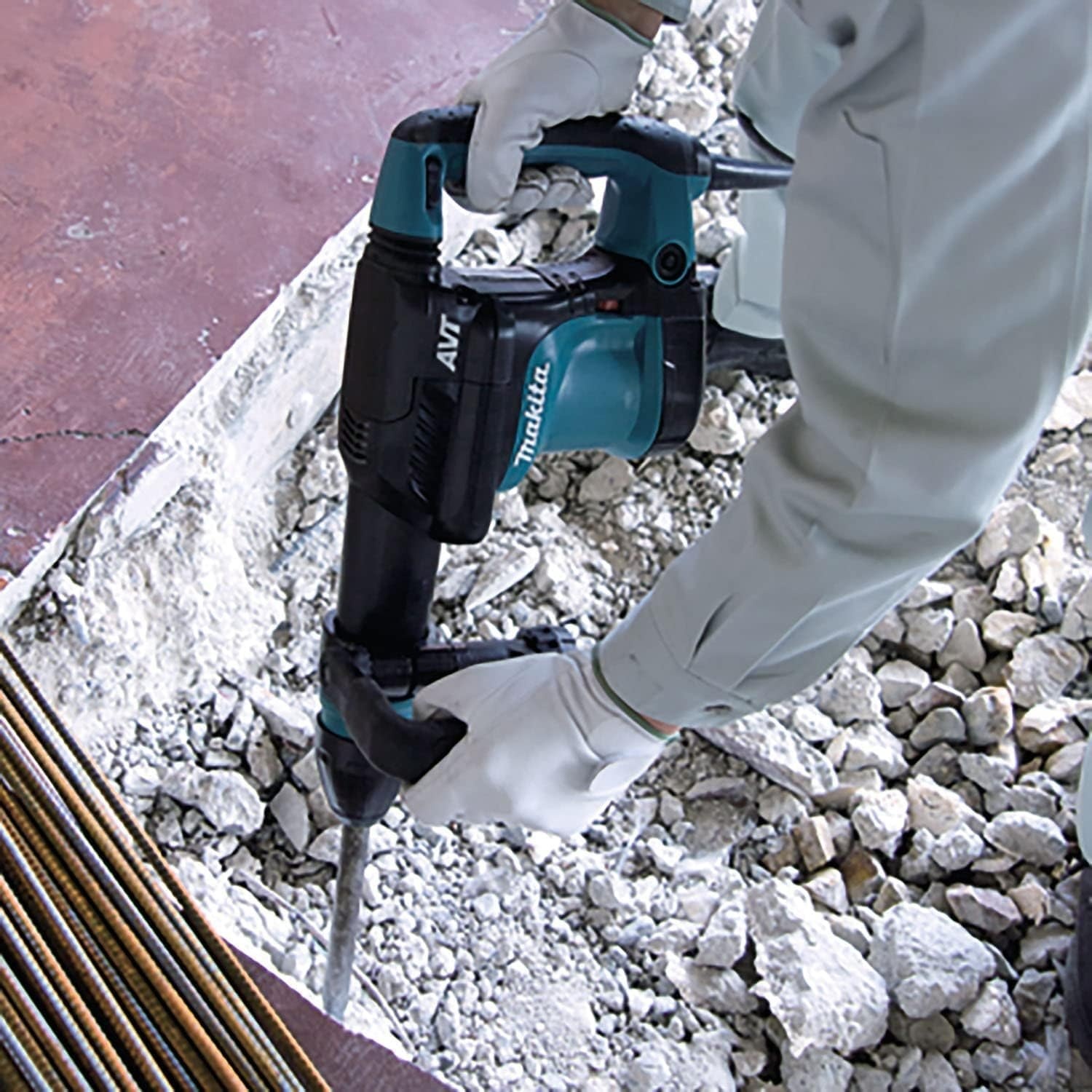 image:imageMakita HM0871C 12 lb AVT Demolition Hammer accepts SDSMAX bits