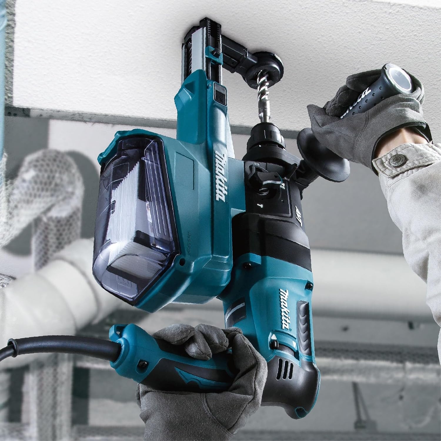 image:imageMakita HR2651 1 AVT Rotary Hammer Accepts SdsPlus Bits wHepa Dust Extractor PistolGrip