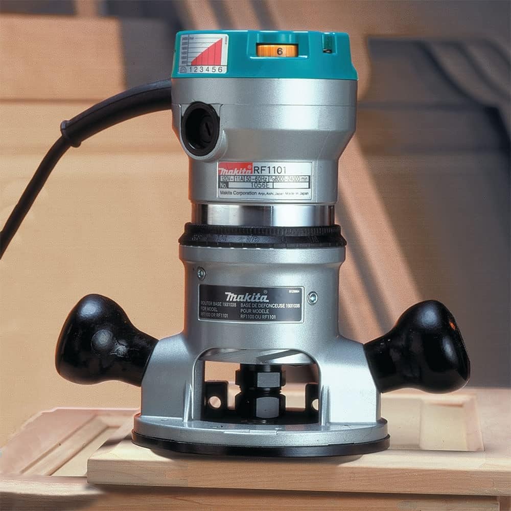 image:imageMakita RF1101 214 HP Router