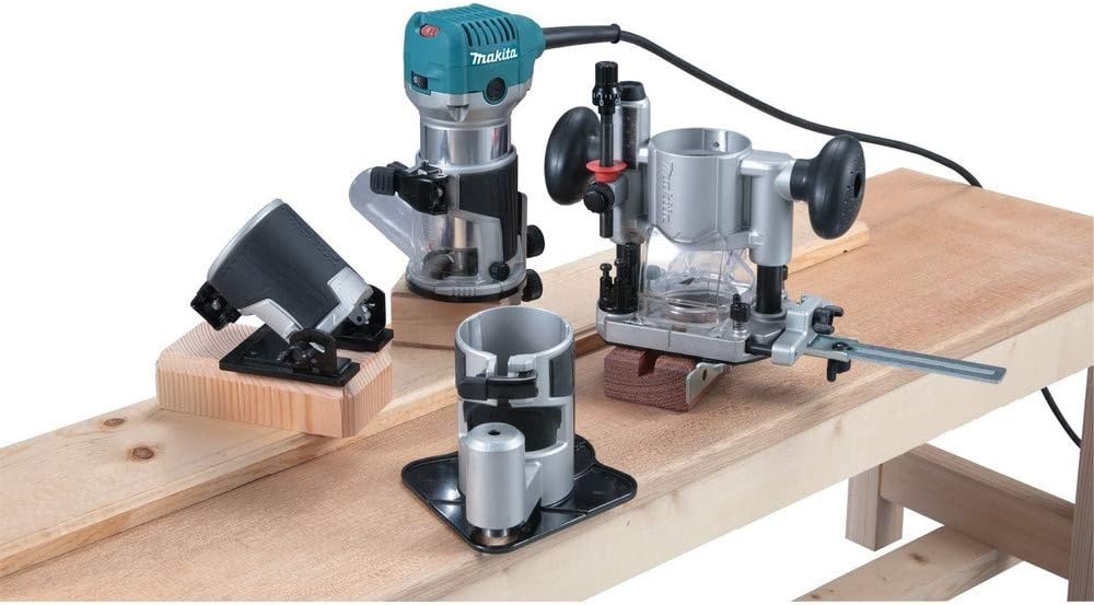 image:imageMakita RT0701CX7 114 HP Compact Router KitOne Size