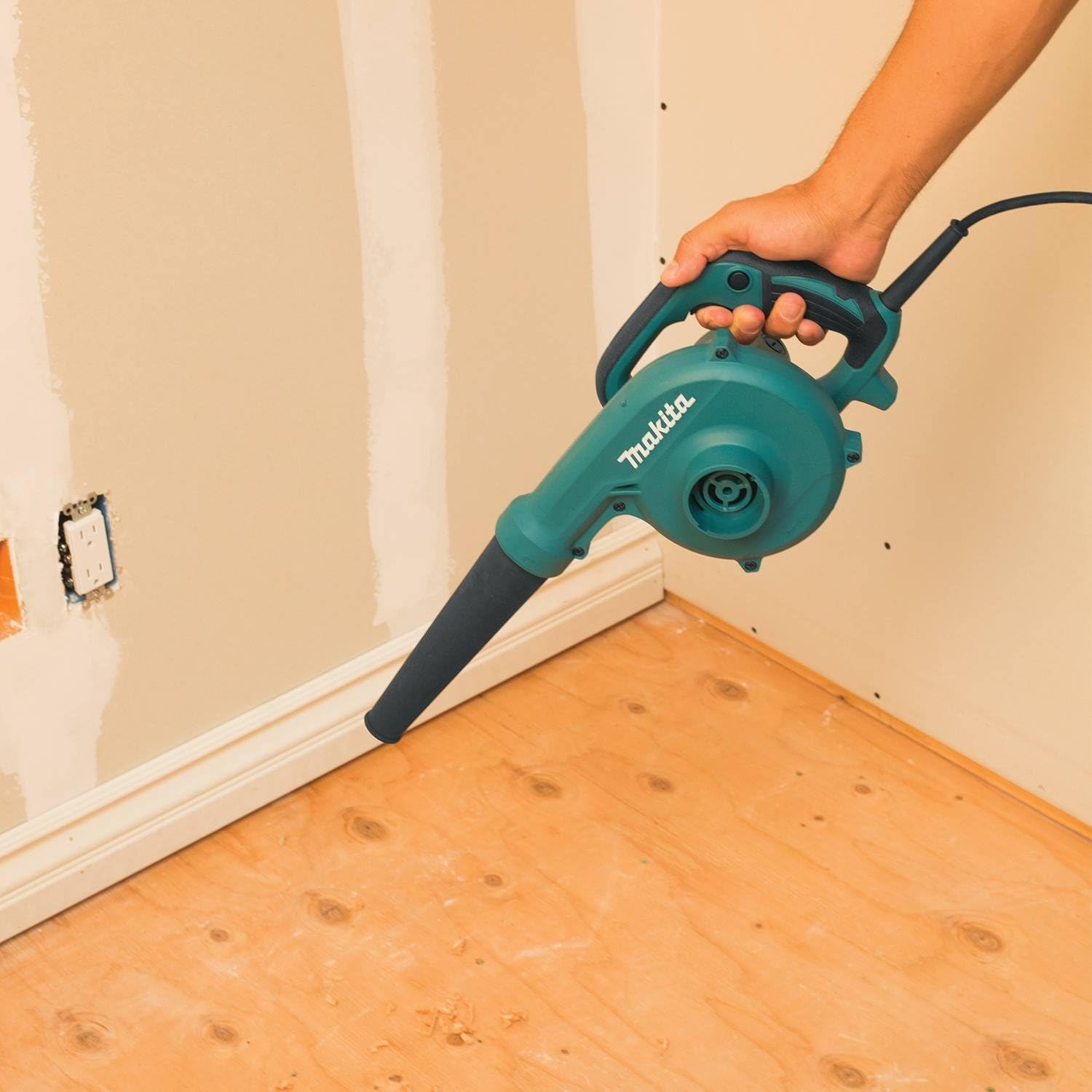 image:imageMakita UB1103 Blower