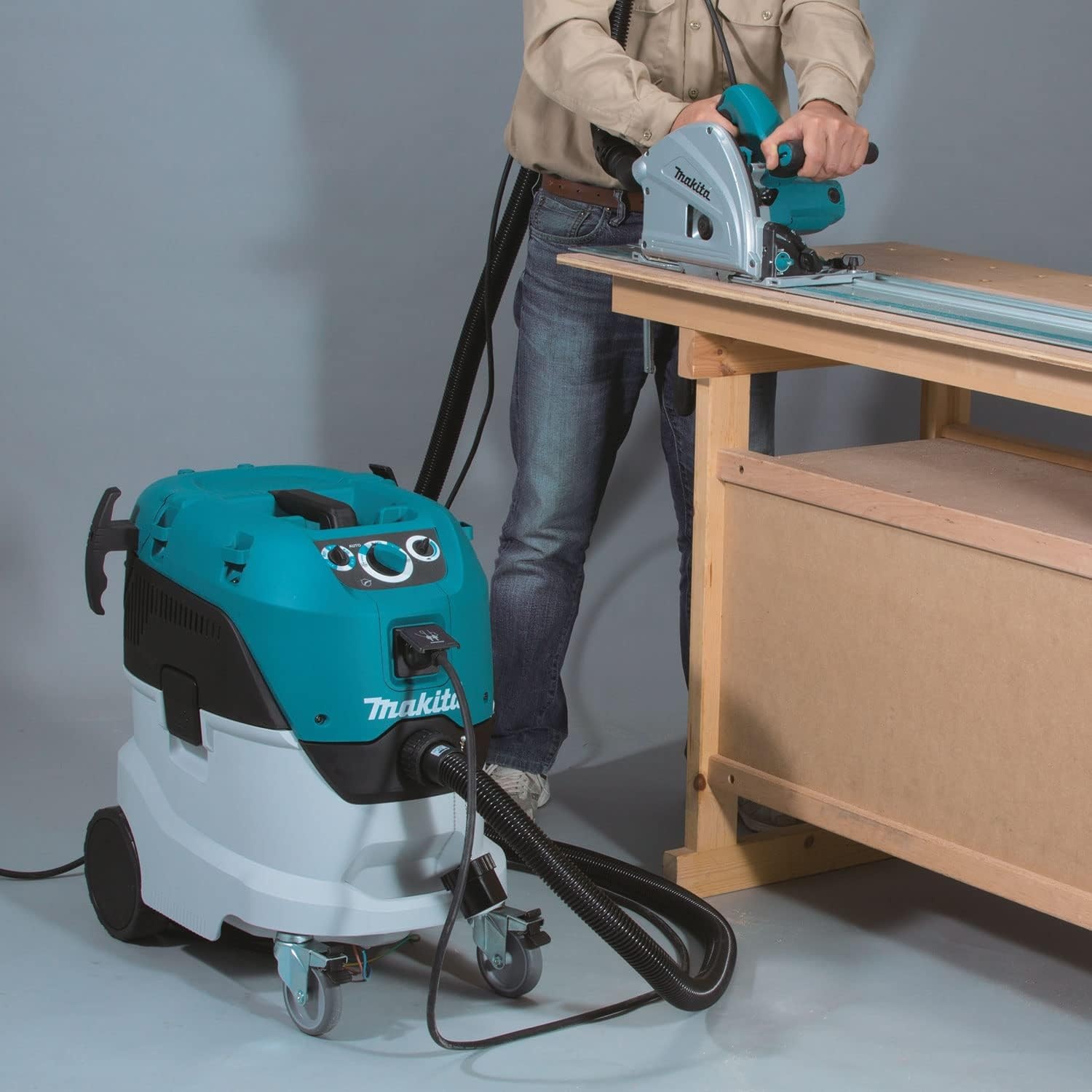 image:imageMakita VC4210L 11 Gallon WetDry HEPA Filter Dust ExtractorVacuum