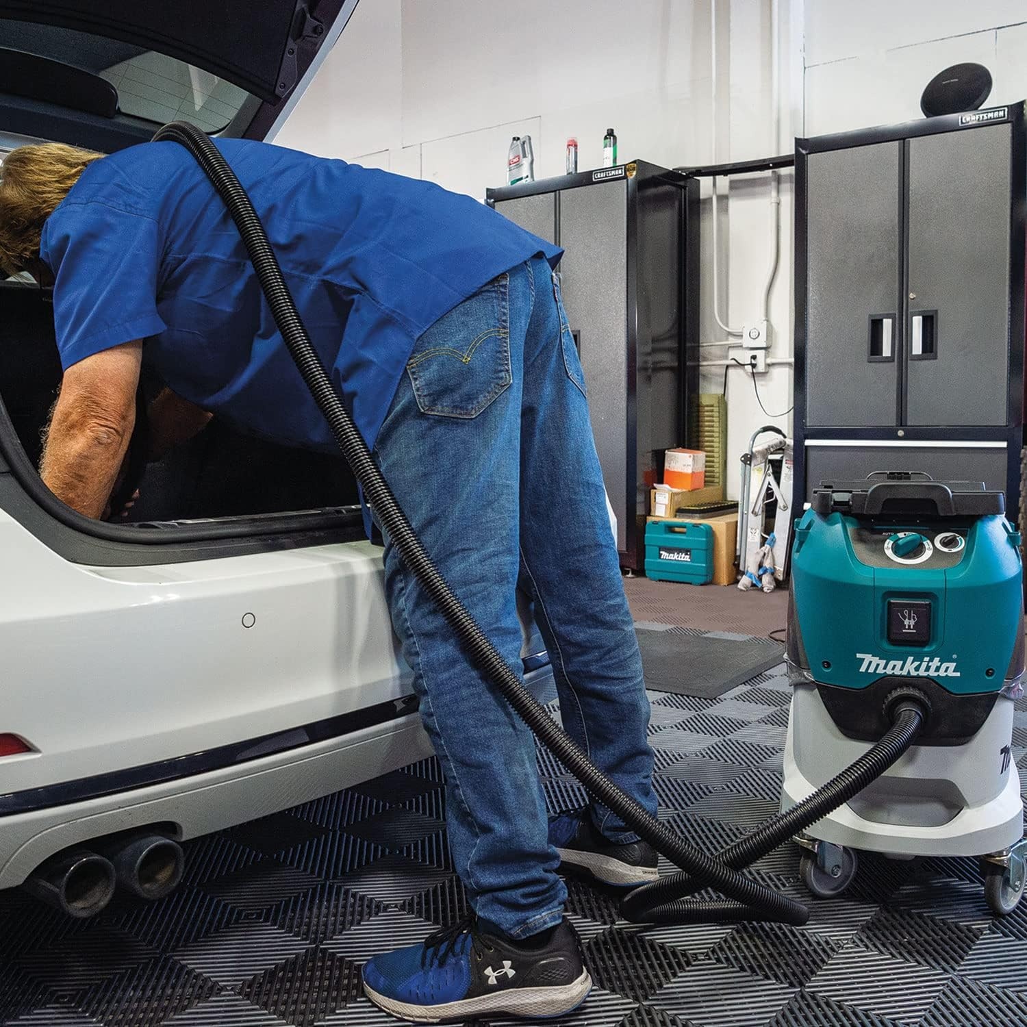 image:imageMakita VC4210L 11 Gallon WetDry HEPA Filter Dust ExtractorVacuum