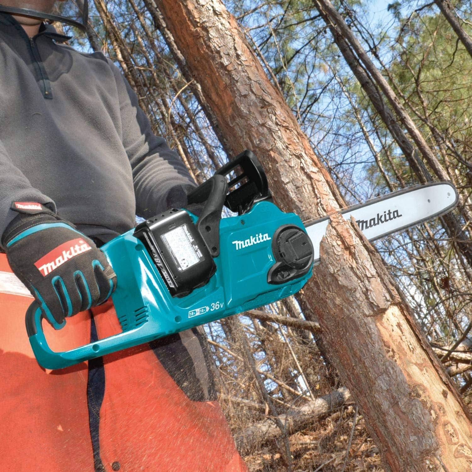 image:imageMakita XCU04PT LXT LithiumIon Brushless Cordless 16 Chain Saw Kit 50AhChain Saw Kit Two 40Ah Batteries