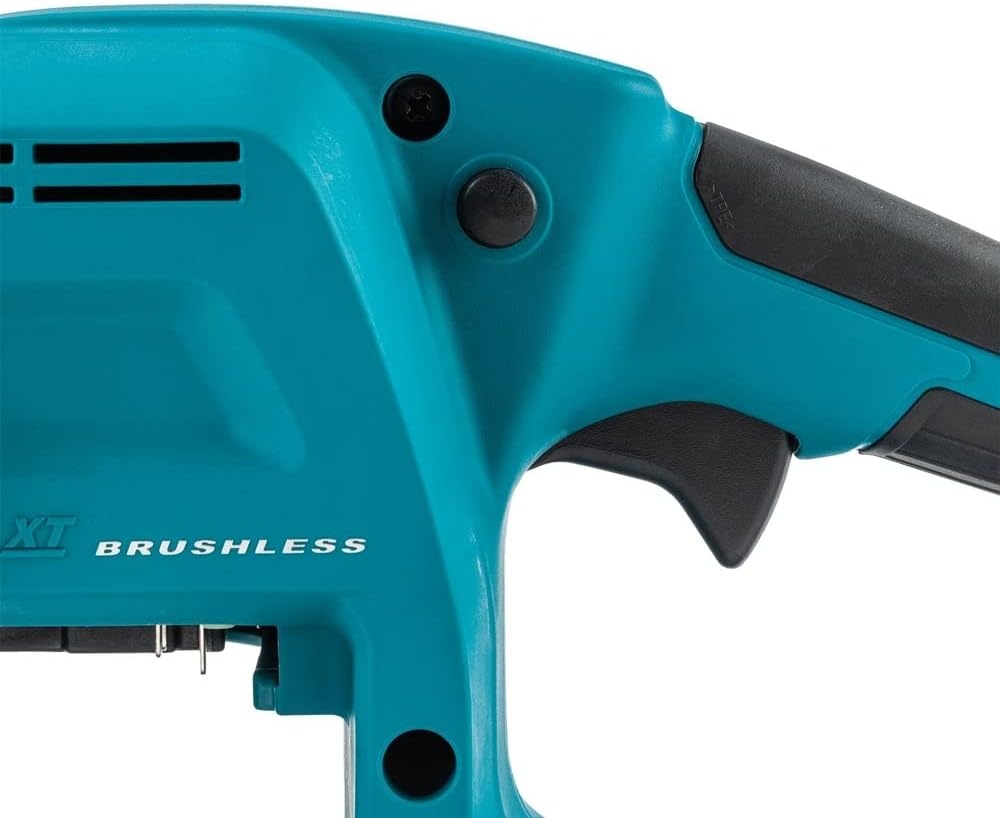 image:imageMakita XCU11SM1 18V LXT LithiumIon Brushless Cordless 14 Chain Saw Kit 40Ah