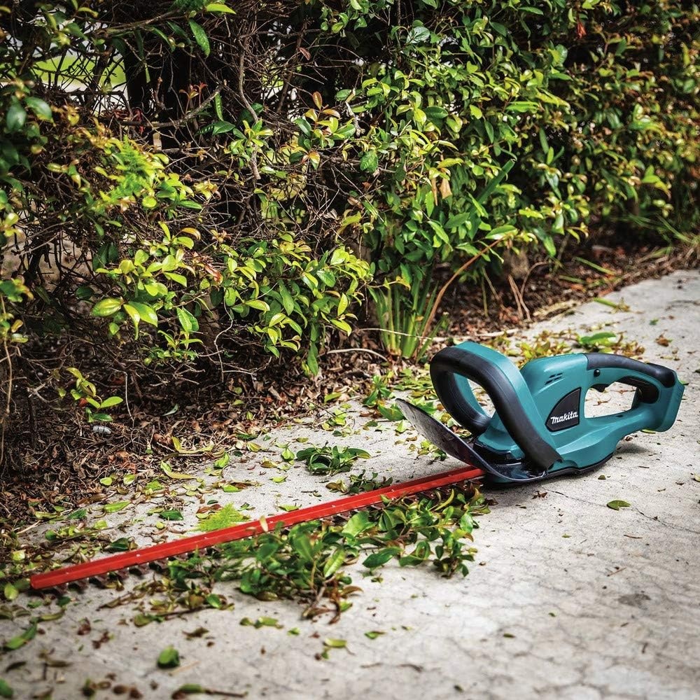 image:imageMakita XHU02Z 18V LXT LithiumIon Cordless 22 Hedge Trimmer Tool Only