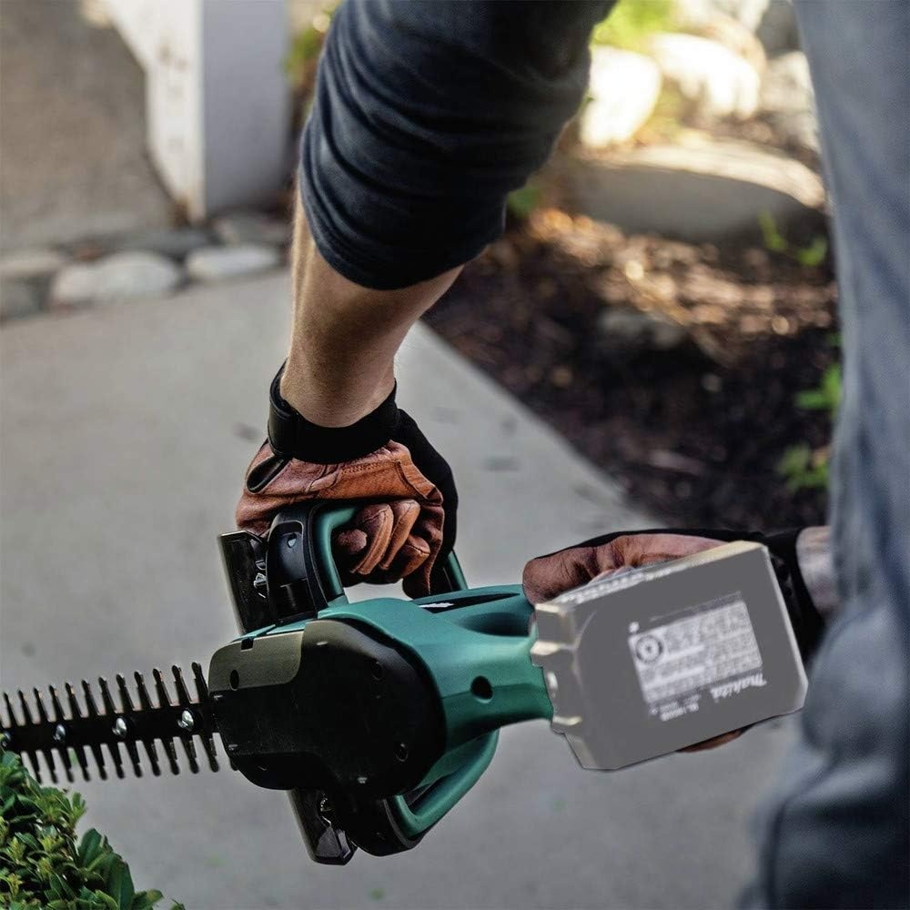 image:imageMakita XHU02Z 18V LXT LithiumIon Cordless 22 Hedge Trimmer Tool Only