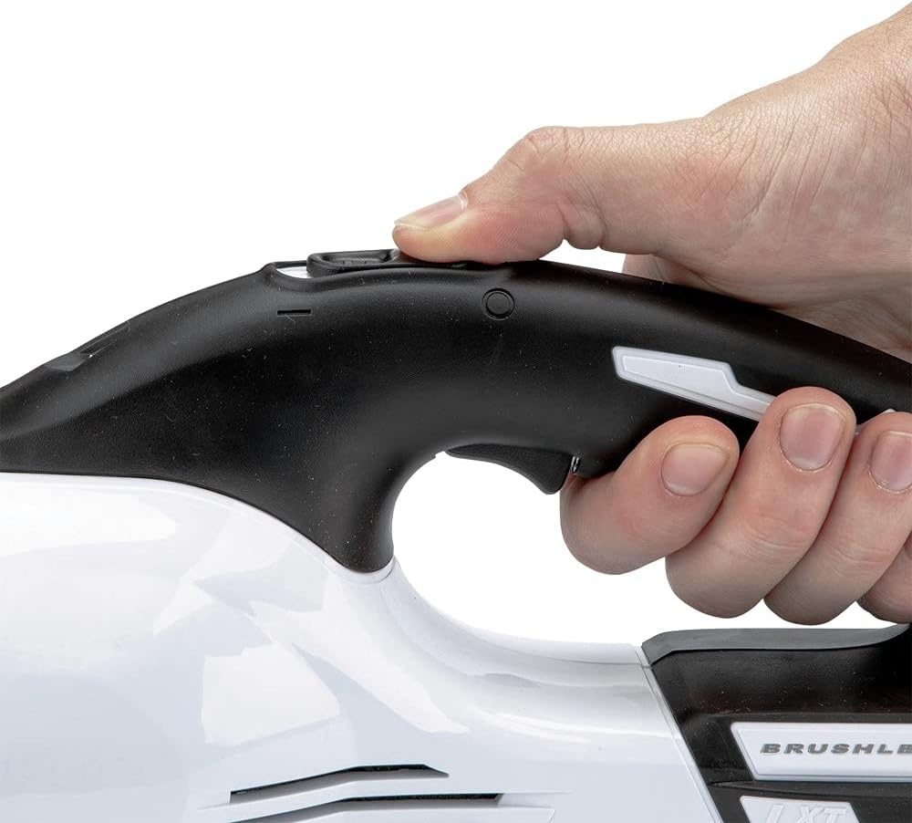 image:imageMakita XLC03R1WX4 18V LXT LithiumIon Compact Brushless Cordless Vacuum Kit Trigger WLock 20Ah WhiteWhite