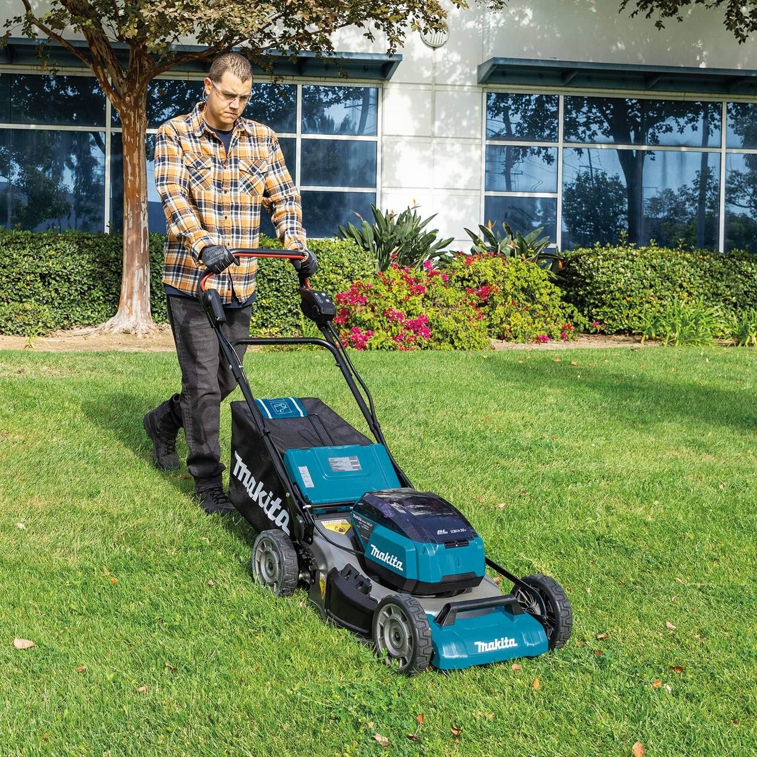 image:imageMakita XML07Z 18V X2 36V LXT LithiumIon Brushless Cordless 21 Lawn Mower Tool OnlyLawn Mower Tool Only