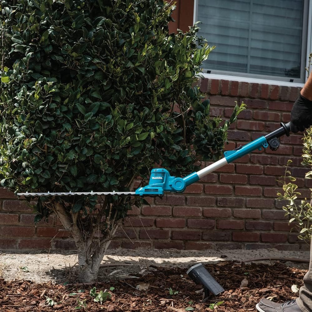 image:imageMakita XNU05SM1 18V LXT LithiumIon Cordless 18 Telescoping Articulating Pole Hedge Trimmer Kit 40Ah
