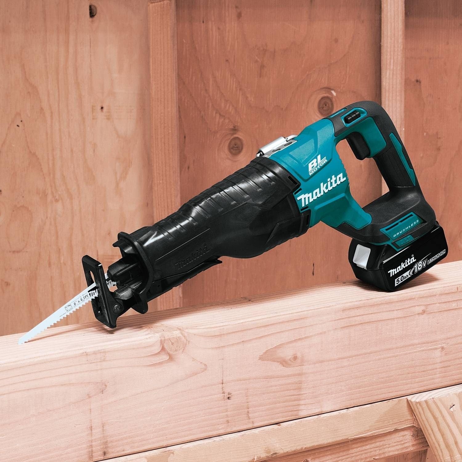 image:imageMakita XRJ05Z 18V LXT LithiumIon Brushless Cordless Recipro Saw Tool OnlyRecipro Saw Kit