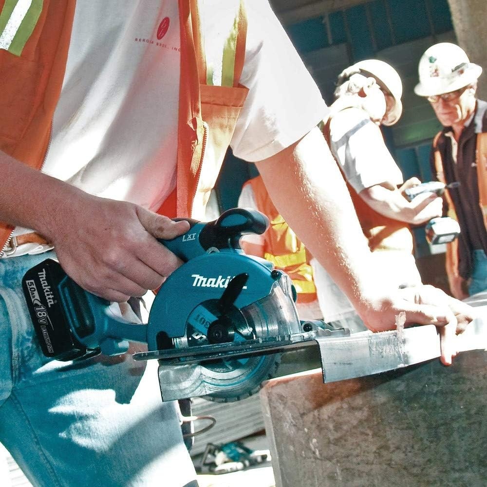 image:imageMakita XSC01T 18V LXT LithiumIon Cordless 538 Metal Cutting Saw Kit 50AhKit w 50Ah Batteries