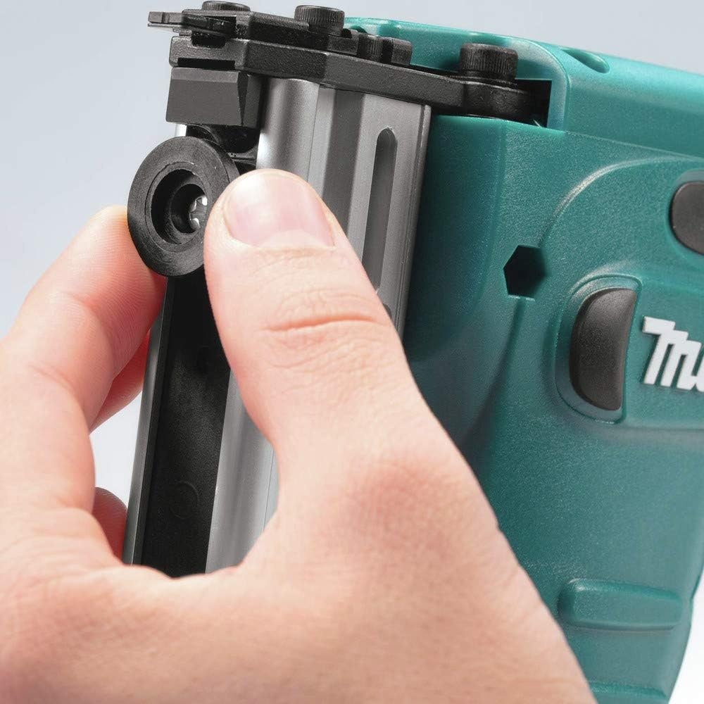 image:imageMakita XTS01Z 18V LXT Crown StaplerBare Tool