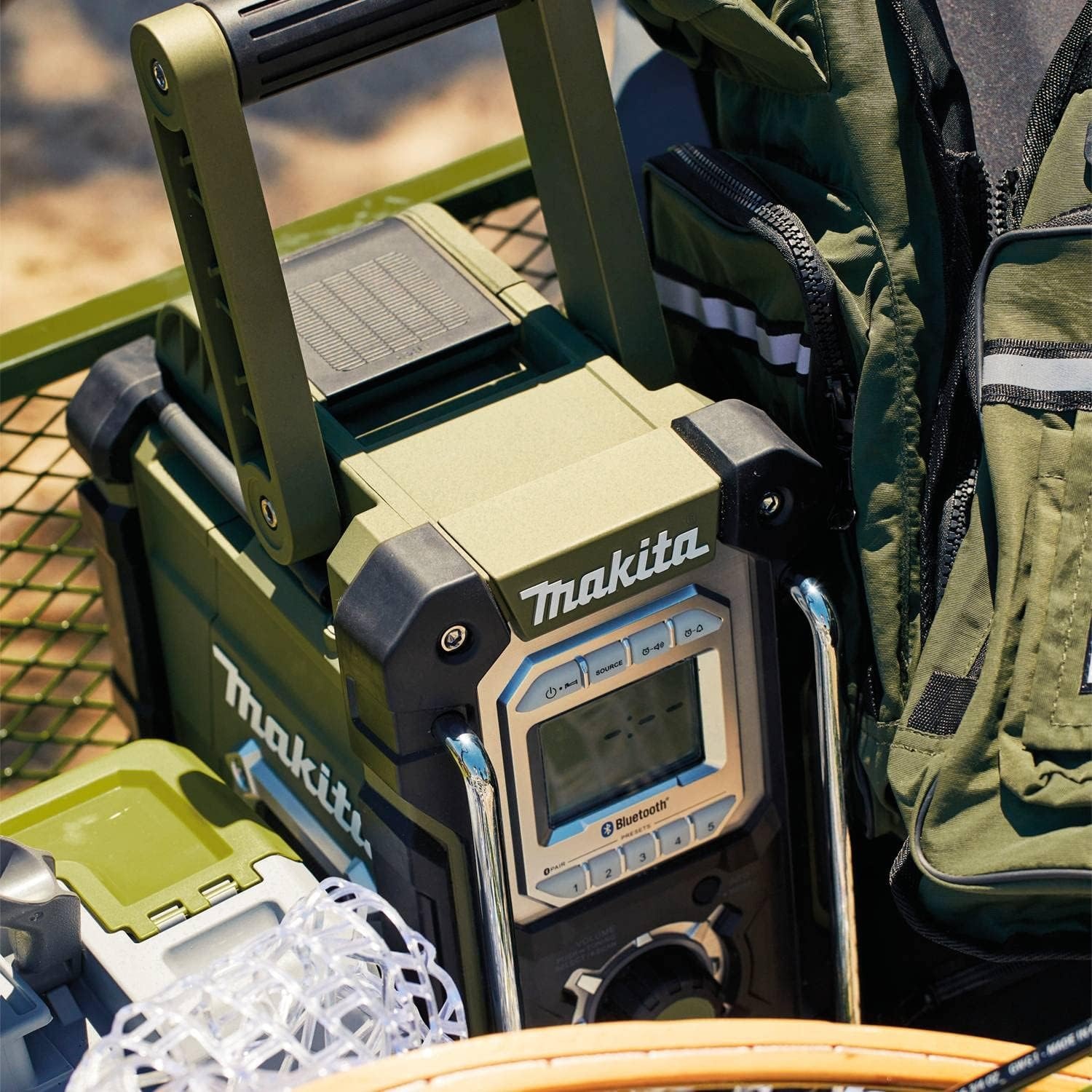 image:imageMakita ADRM06 Outdoor Adventure 18V LXT Bluetooth Radio Tool Only