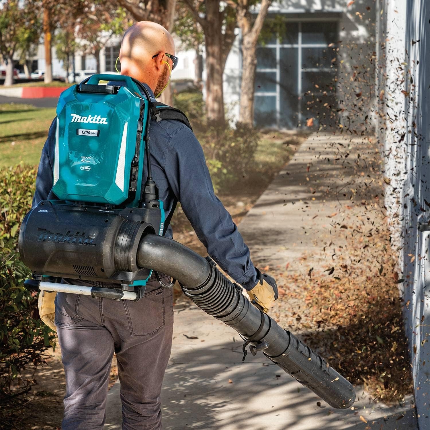 image:imageMakita CBU02Z 40V max ConnectX Brushless Backpack Blower Tool Only