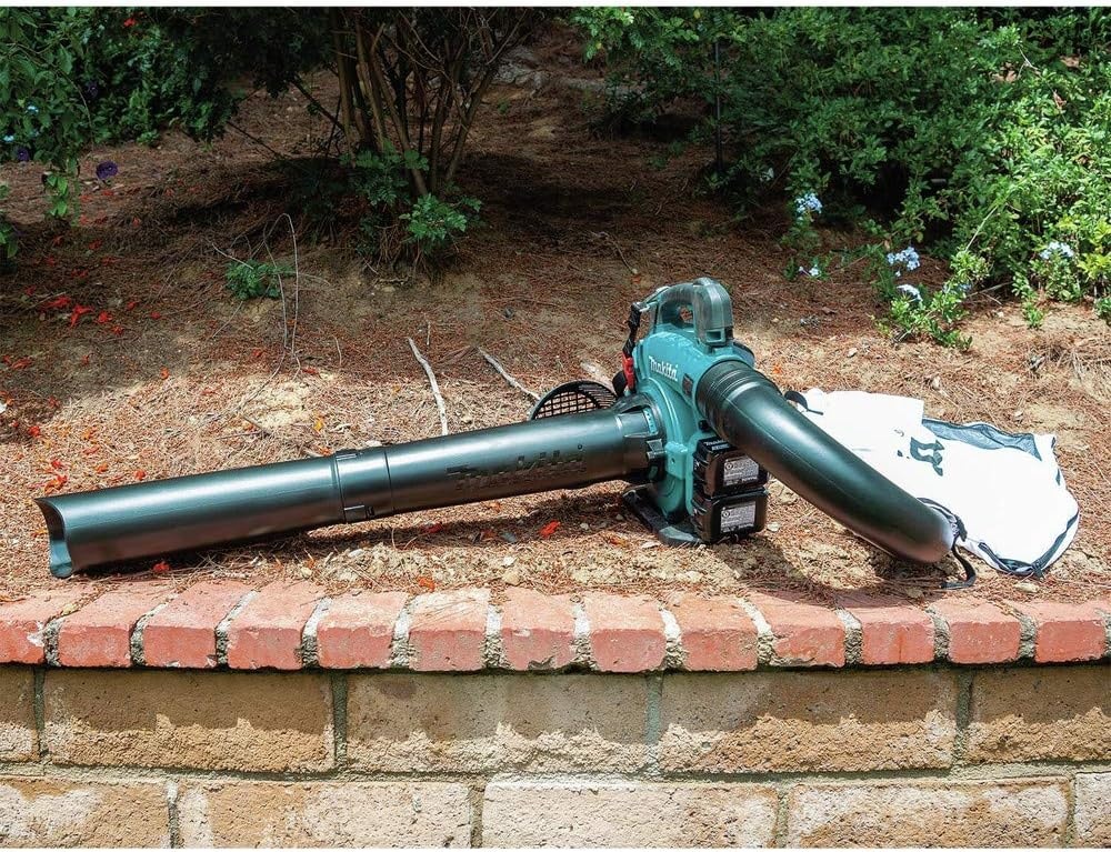 image:imageMakita XBU04PTV 36V 18V X2 LXT Brushless Blower Kit with Vacuum Attachment Kit 50AhBlower Kit w Vac Attach
